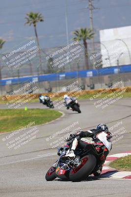 media/Mar-19-2022-Fastrack Riders (Sat) [[4e7522d738]]/Level 5 Race/Turn 3 and 4/